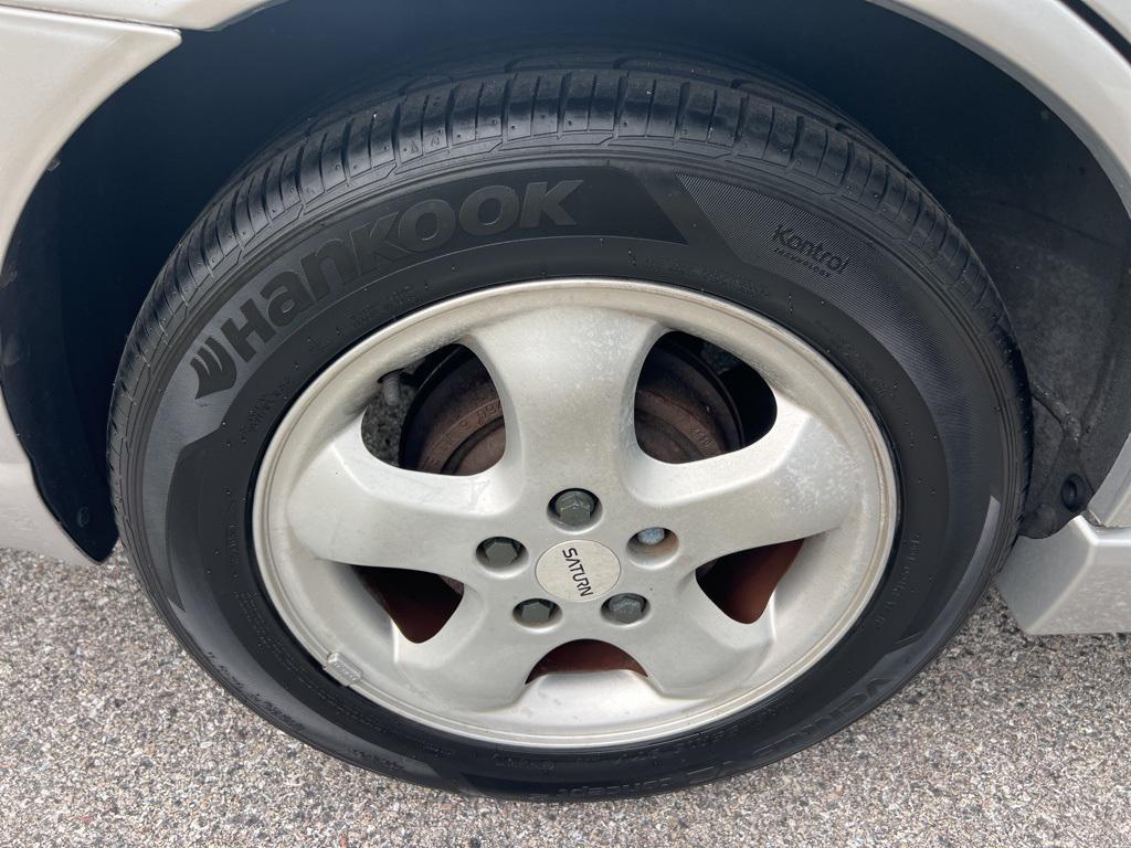 used 2003 Saturn L car, priced at $5,779