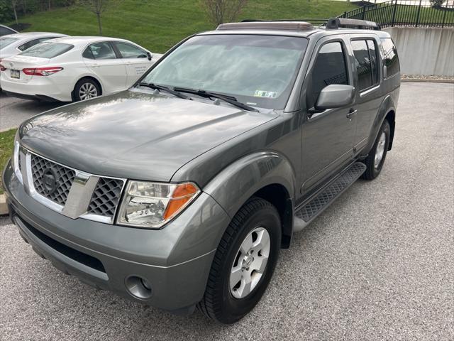 used 2006 Nissan Pathfinder car, priced at $3,887