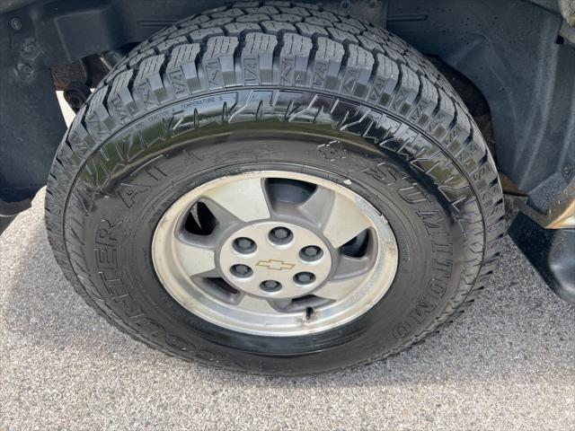 used 2001 Chevrolet Tahoe car, priced at $5,990