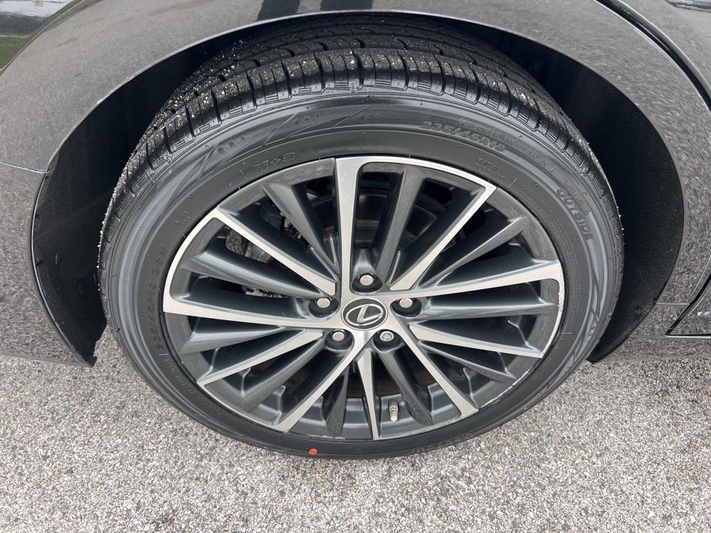 used 2022 Lexus ES 350 car, priced at $39,940