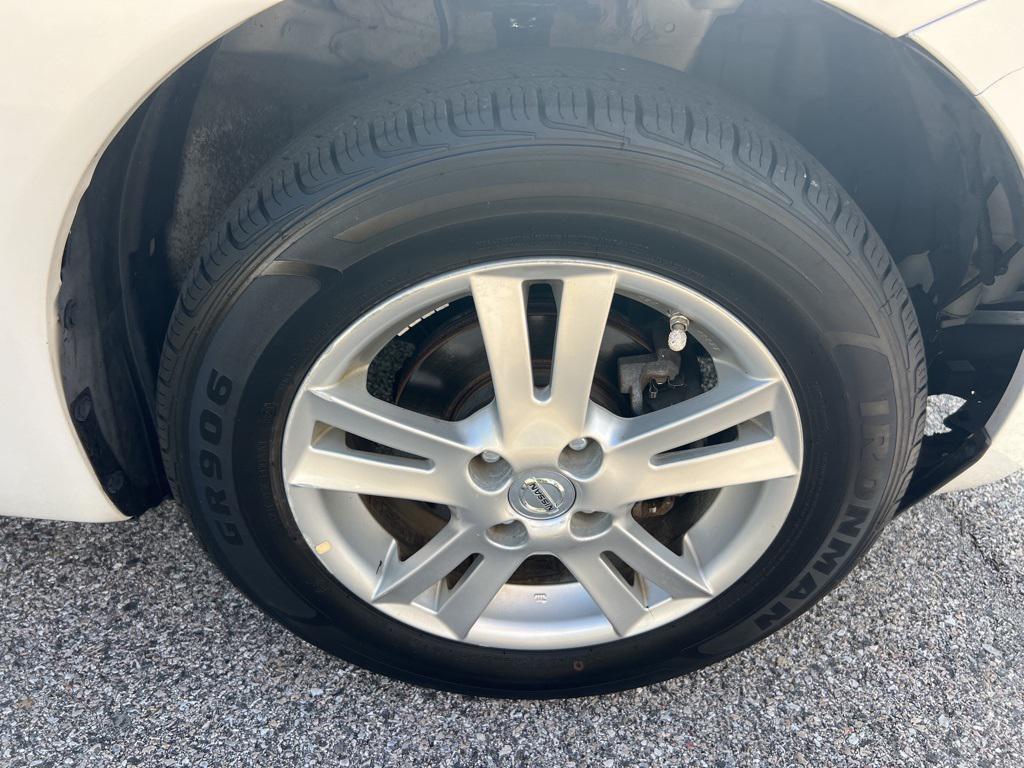 used 2014 Nissan Versa Note car, priced at $4,480