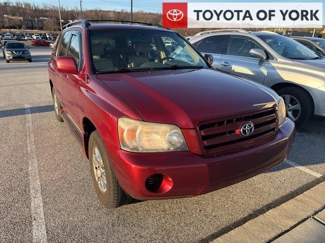 used 2004 Toyota Highlander car, priced at $5,990