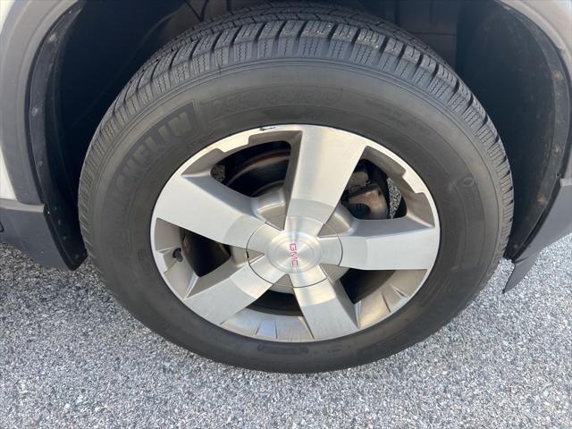 used 2011 GMC Acadia car, priced at $7,900