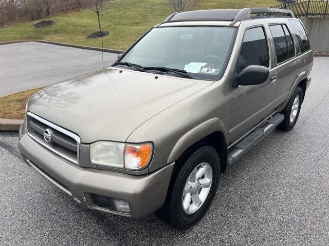 used 2004 Nissan Pathfinder car, priced at $5,499