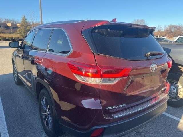 used 2018 Toyota Highlander car, priced at $27,994