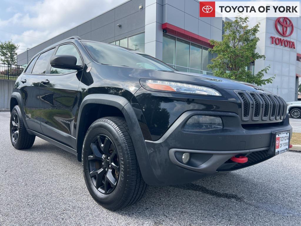 used 2014 Jeep Cherokee car, priced at $5,800