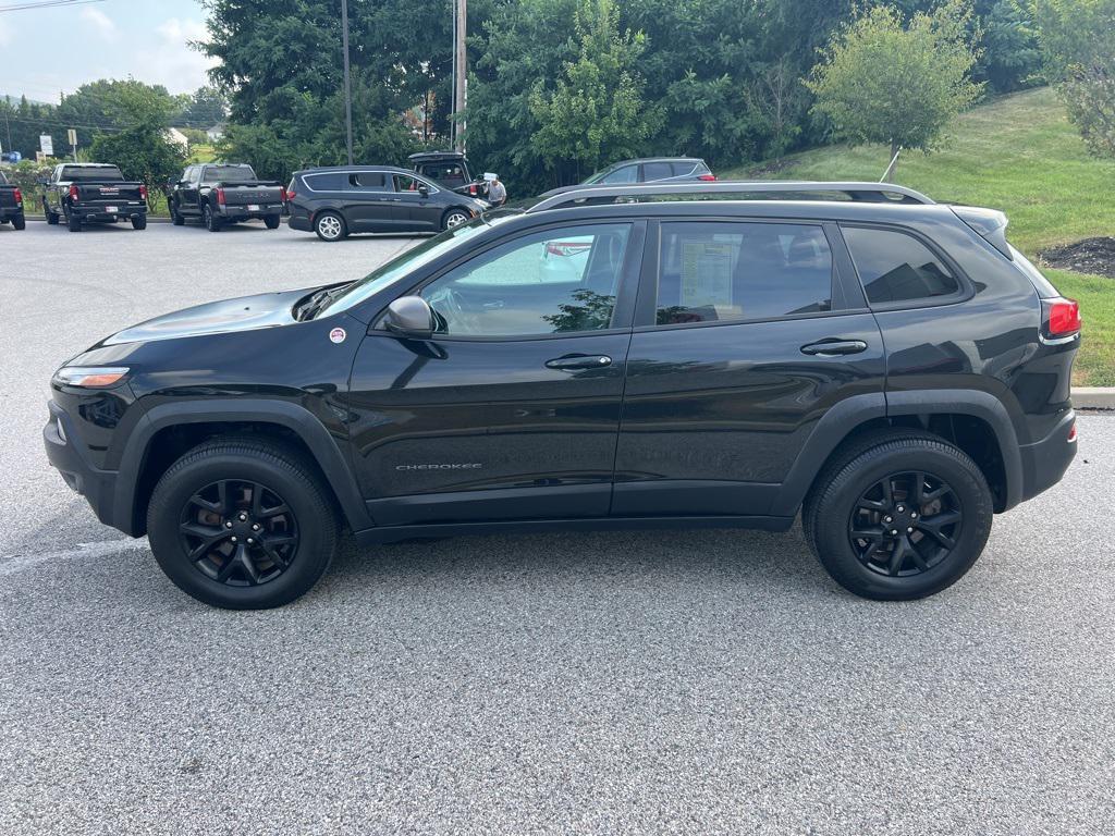 used 2014 Jeep Cherokee car, priced at $5,800