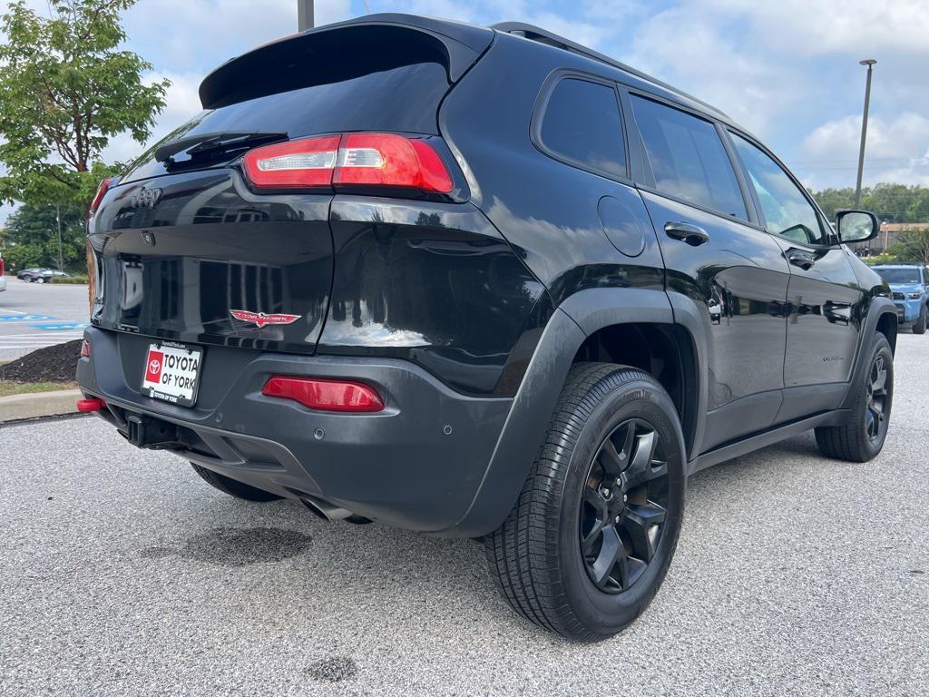 used 2014 Jeep Cherokee car, priced at $5,800
