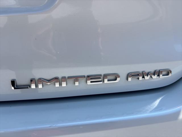 used 2022 Toyota Highlander car, priced at $39,744