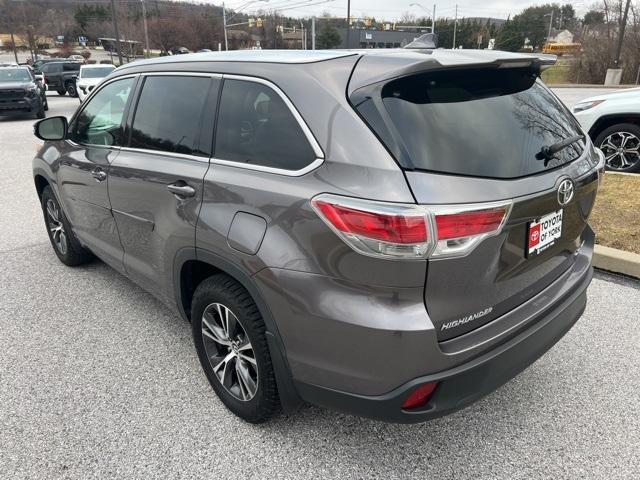 used 2016 Toyota Highlander car, priced at $22,470