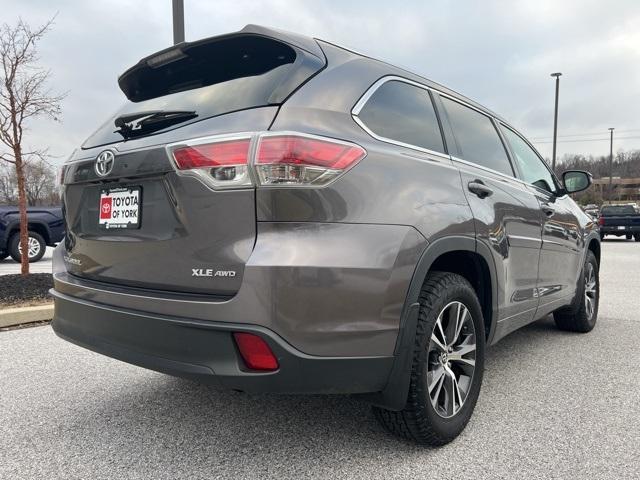 used 2016 Toyota Highlander car, priced at $22,470