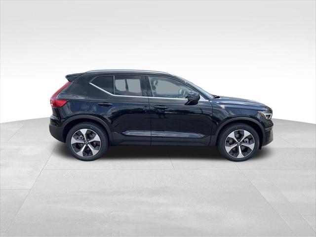 new 2025 Volvo XC40 car, priced at $44,515