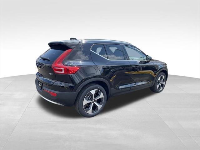 new 2025 Volvo XC40 car, priced at $44,515