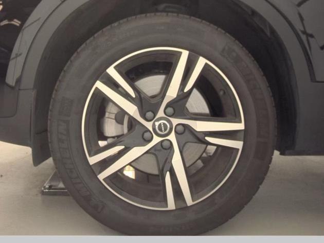 used 2025 Volvo XC40 car, priced at $33,799