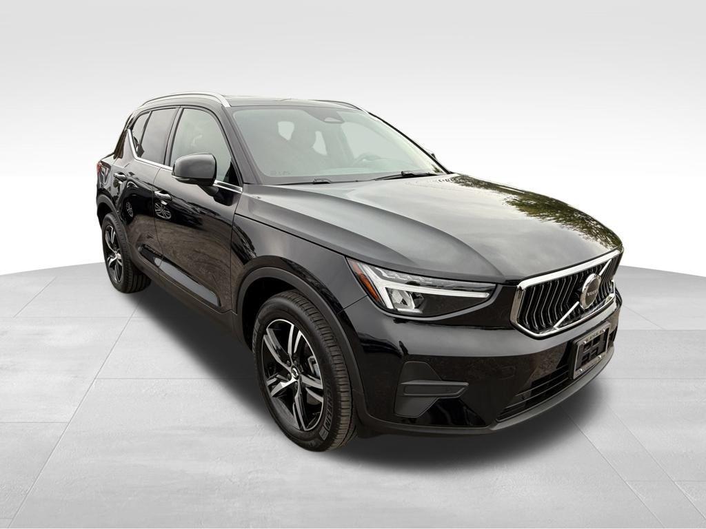 used 2025 Volvo XC40 car, priced at $32,969