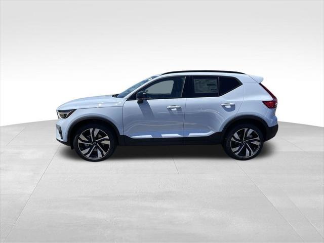 new 2025 Volvo XC40 car, priced at $48,025