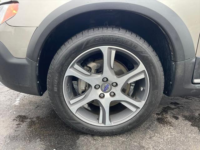 used 2015 Volvo XC70 car, priced at $15,300