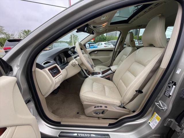 used 2015 Volvo XC70 car, priced at $15,300