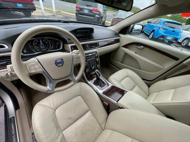 used 2015 Volvo XC70 car, priced at $15,300