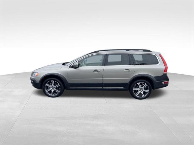 used 2015 Volvo XC70 car, priced at $15,300