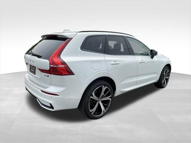 new 2025 Volvo XC60 car, priced at $58,660