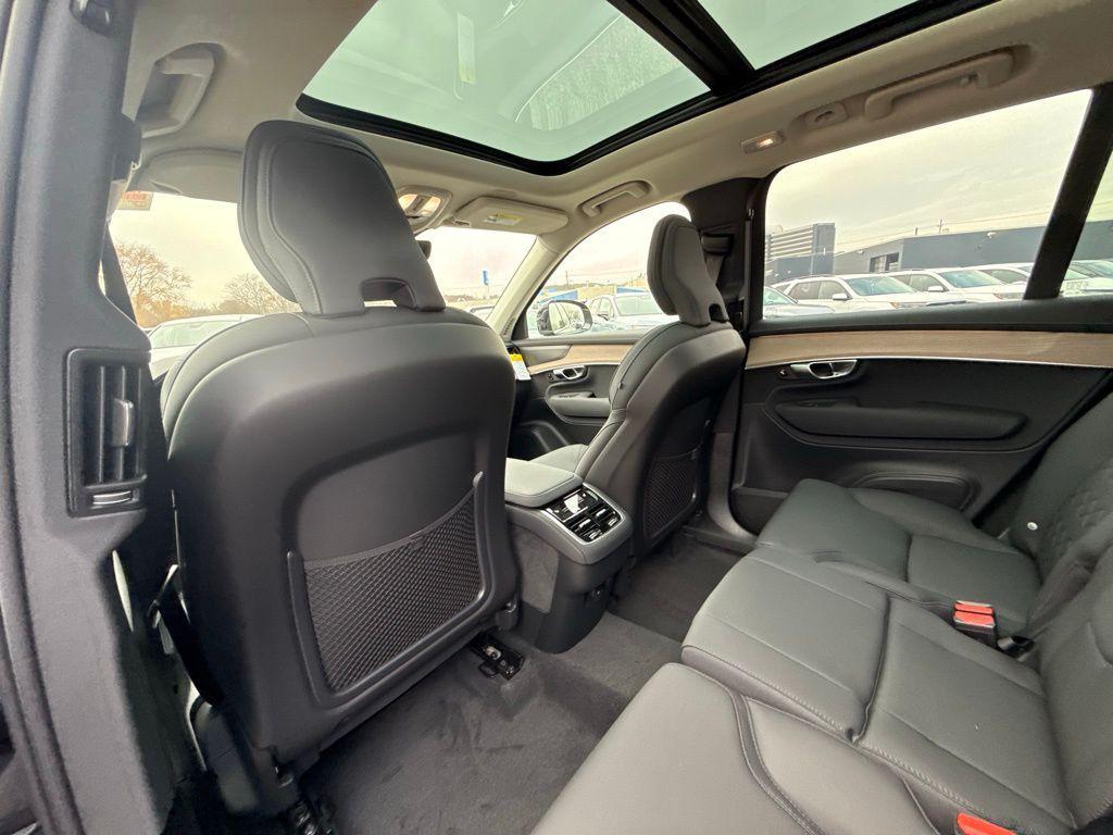 new 2026 Volvo XC90 car, priced at $67,825