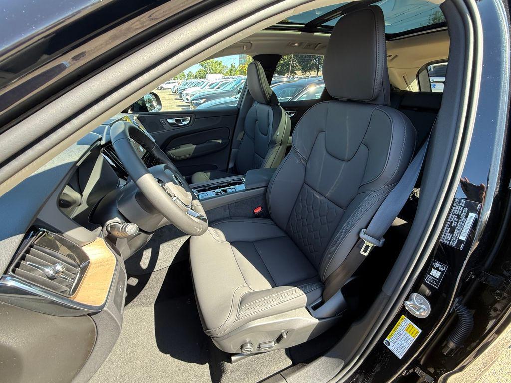 new 2026 Volvo XC60 car, priced at $54,985