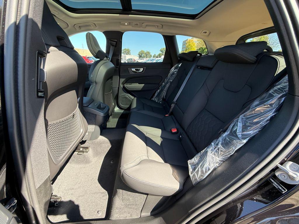 new 2026 Volvo XC60 car, priced at $54,985