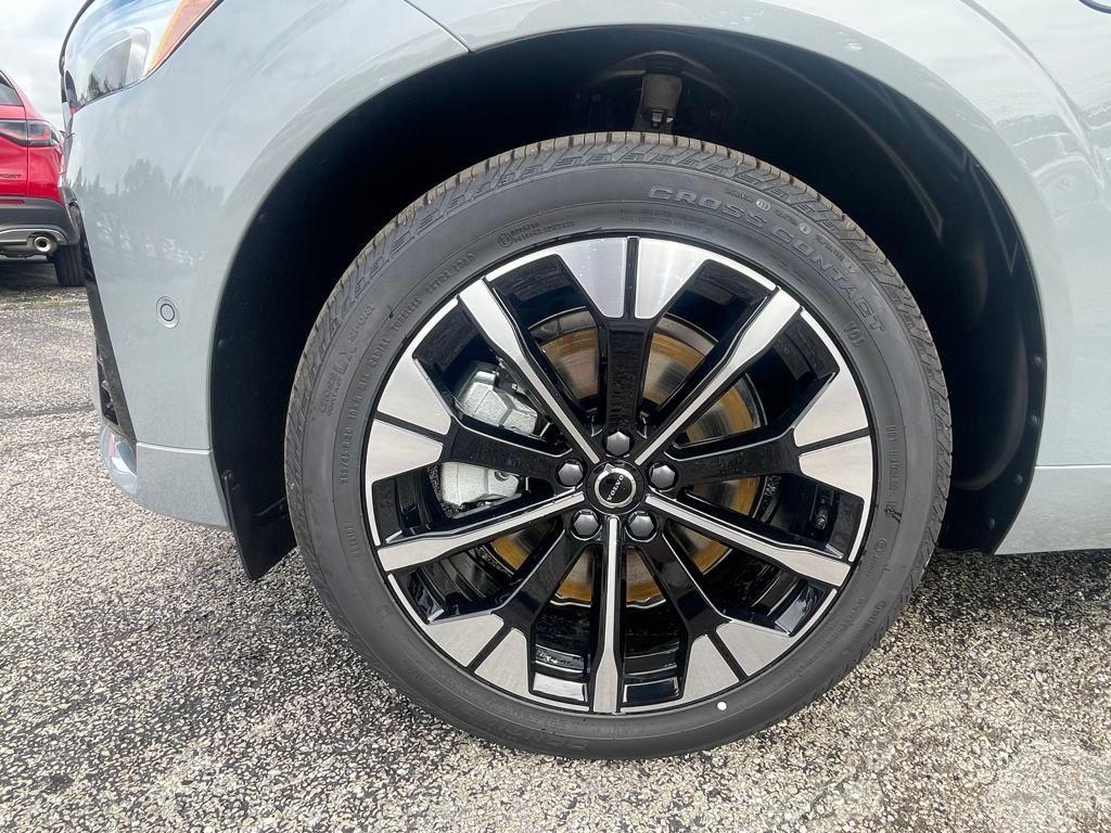 new 2026 Volvo XC60 Plug-In Hybrid car, priced at $66,500