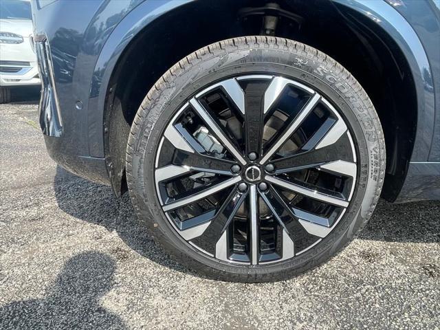 new 2025 Volvo XC90 car, priced at $68,155