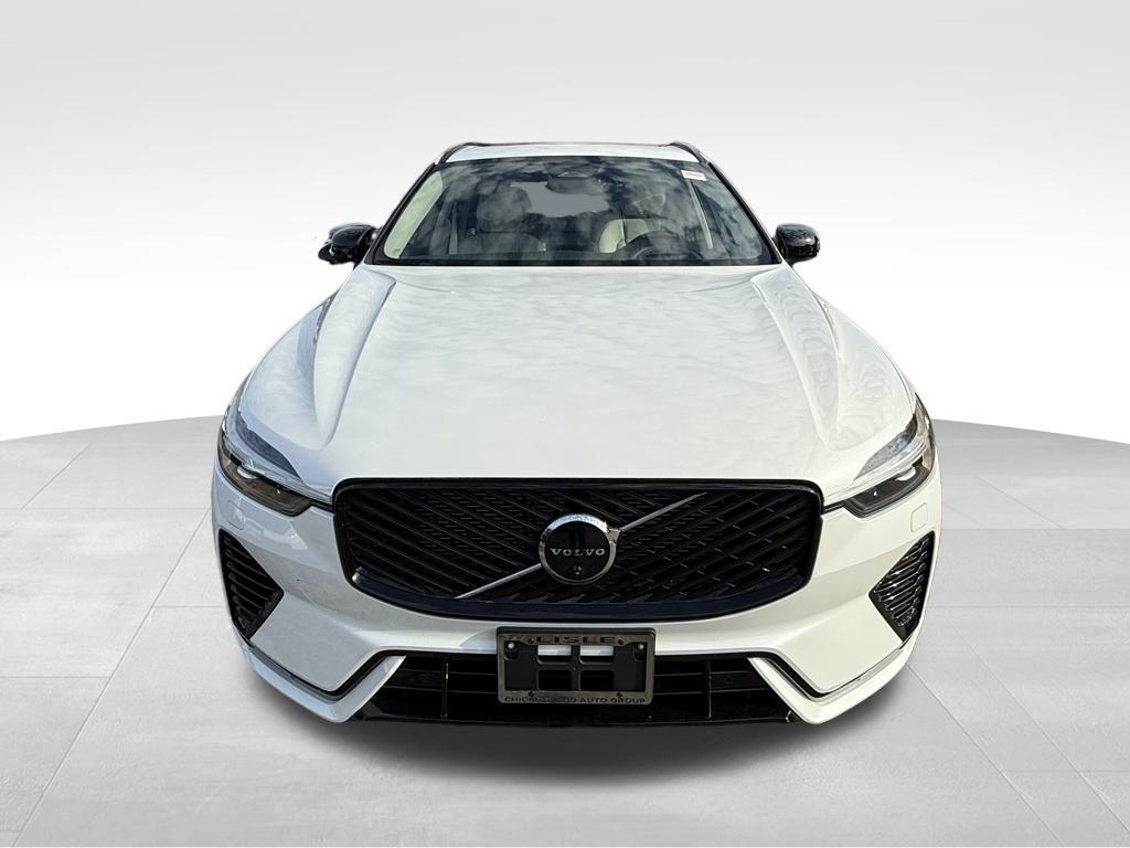 new 2026 Volvo XC60 Plug-In Hybrid car, priced at $72,235