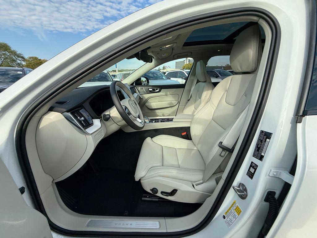 new 2026 Volvo XC60 Plug-In Hybrid car, priced at $72,235