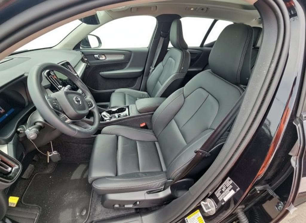 used 2025 Volvo XC40 car, priced at $35,989