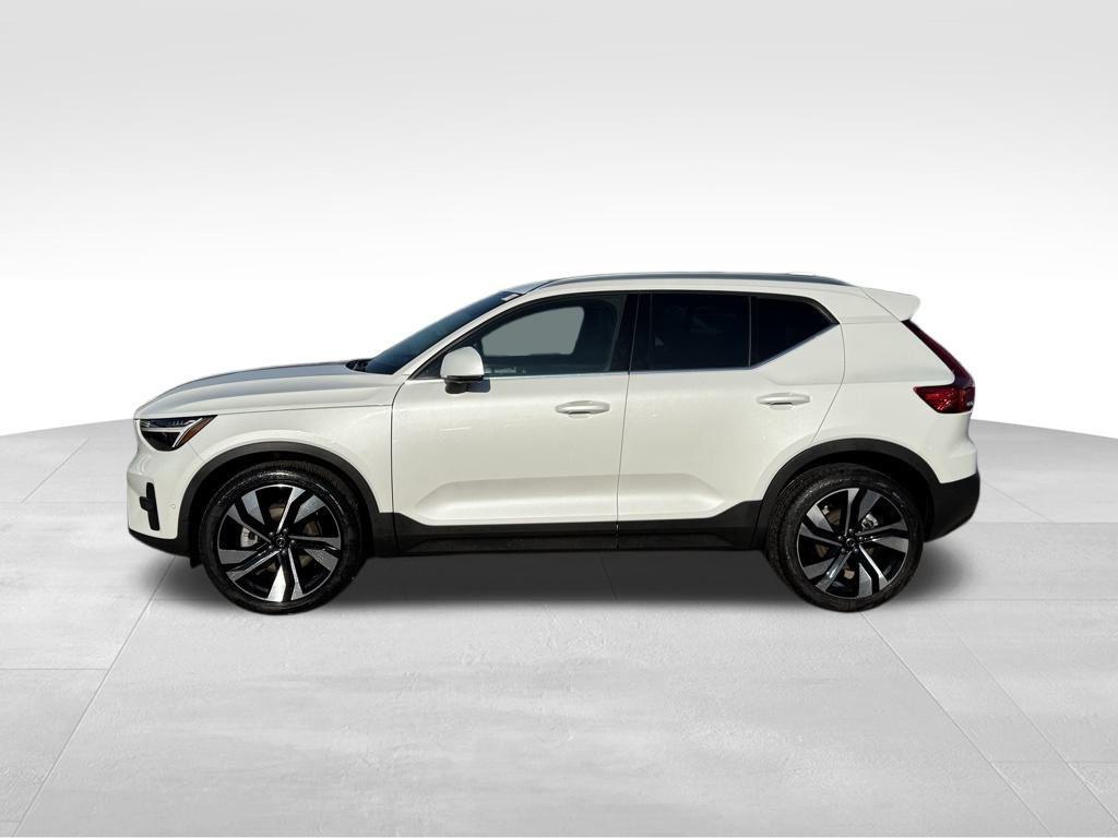 used 2025 Volvo XC40 car, priced at $36,224