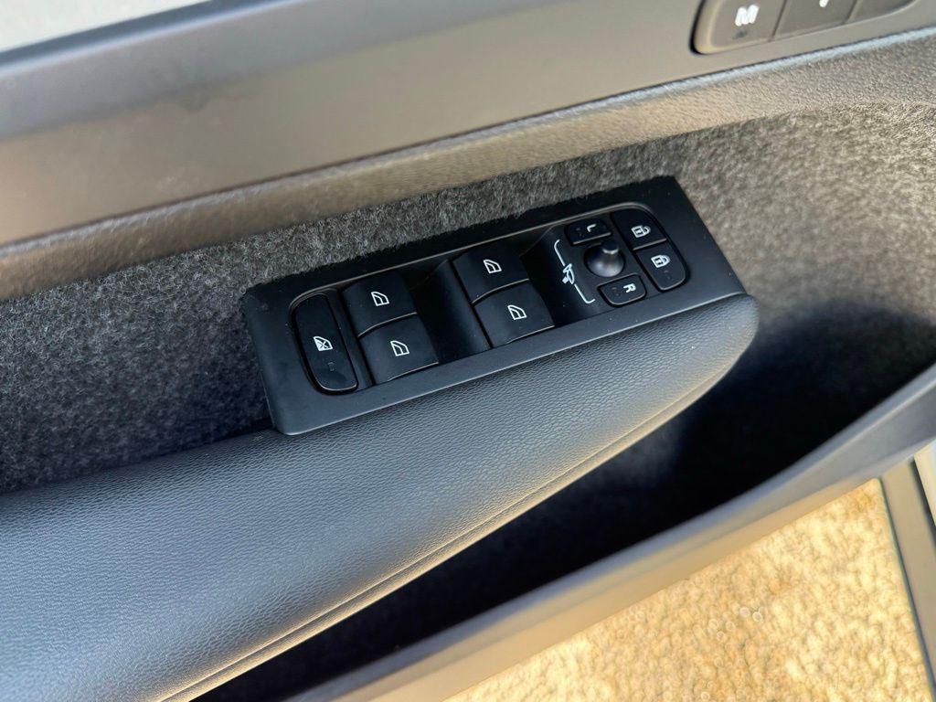 used 2025 Volvo XC40 car, priced at $36,224