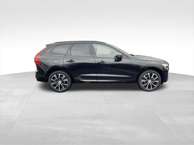 new 2025 Volvo XC60 car, priced at $54,140