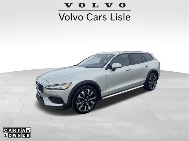 used 2020 Volvo V60 Cross Country car, priced at $18,900