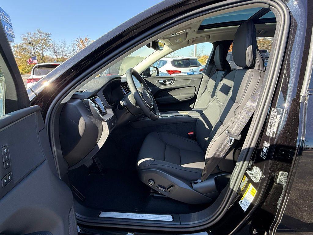 new 2026 Volvo XC60 car, priced at $54,985