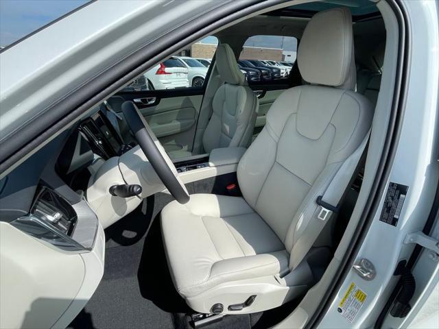 new 2025 Volvo XC60 car, priced at $54,550