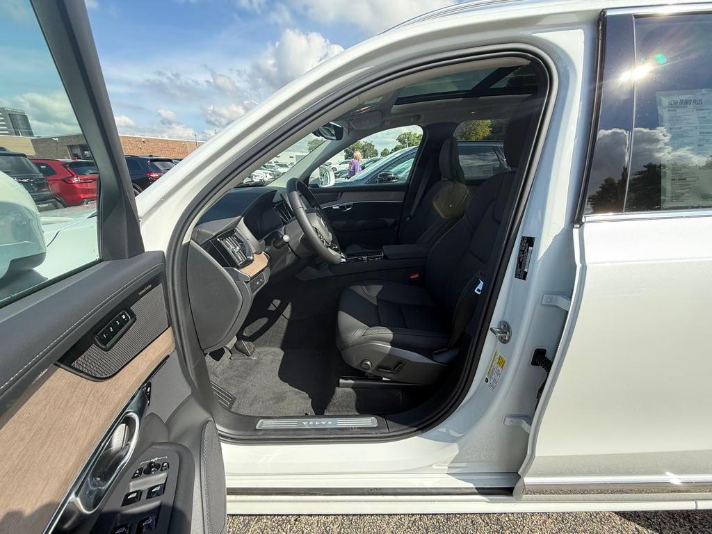 new 2025 Volvo XC90 Plug-In Hybrid car, priced at $75,805