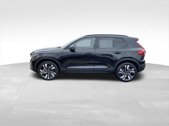 new 2025 Volvo XC40 car, priced at $49,325