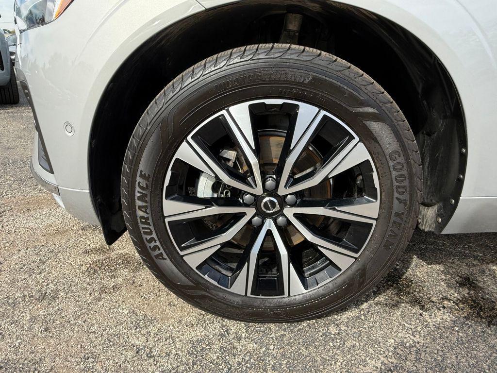 used 2023 Volvo XC60 car, priced at $30,352