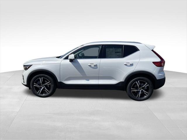 new 2025 Volvo XC40 car, priced at $43,215