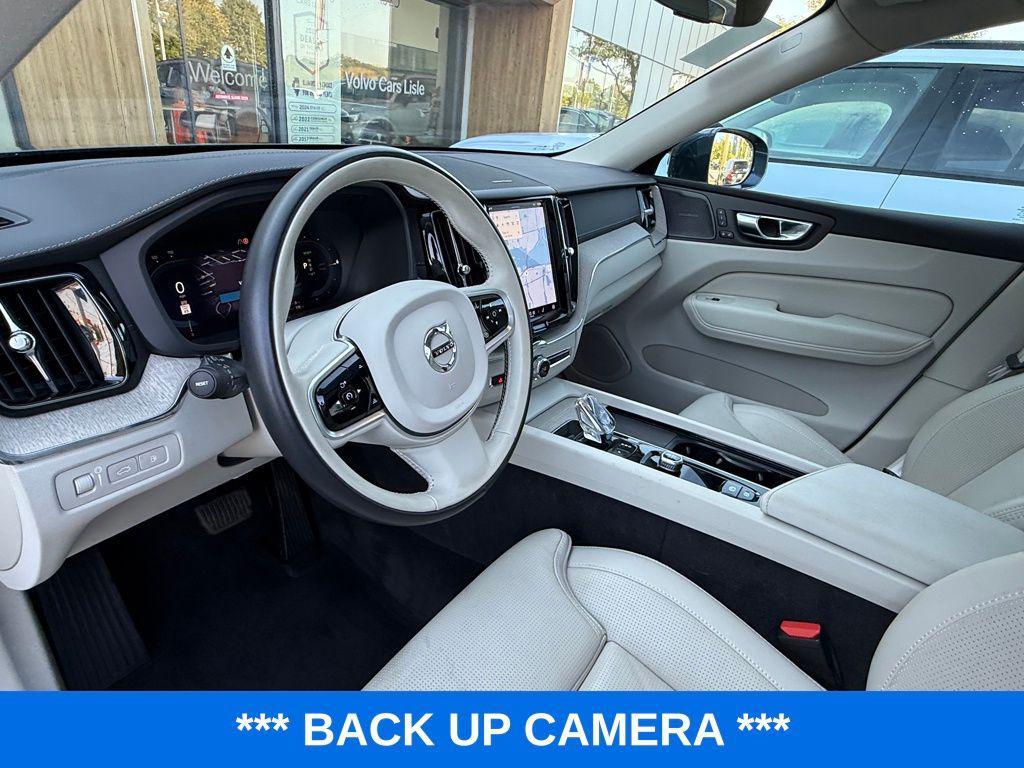 used 2022 Volvo XC60 Recharge Plug-In Hybrid car, priced at $39,288