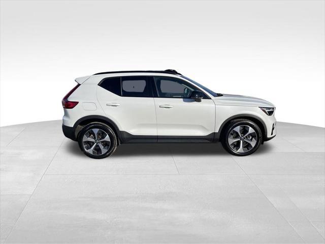 used 2023 Volvo XC40 car, priced at $35,600