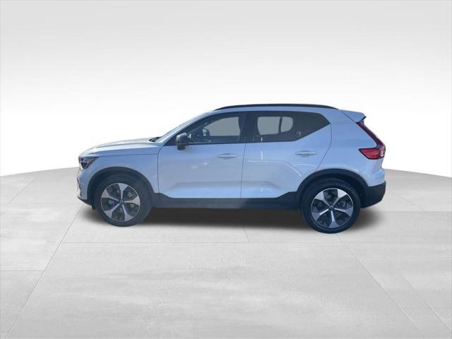 used 2023 Volvo XC40 car, priced at $35,600