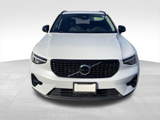 used 2023 Volvo XC40 car, priced at $35,600