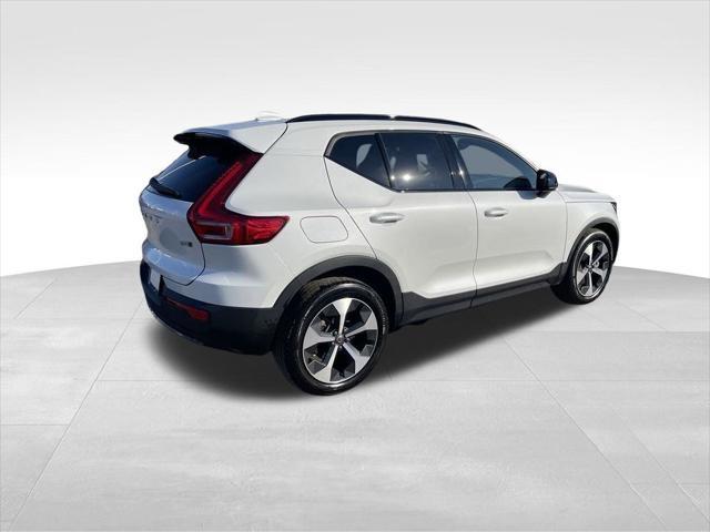 used 2023 Volvo XC40 car, priced at $35,600