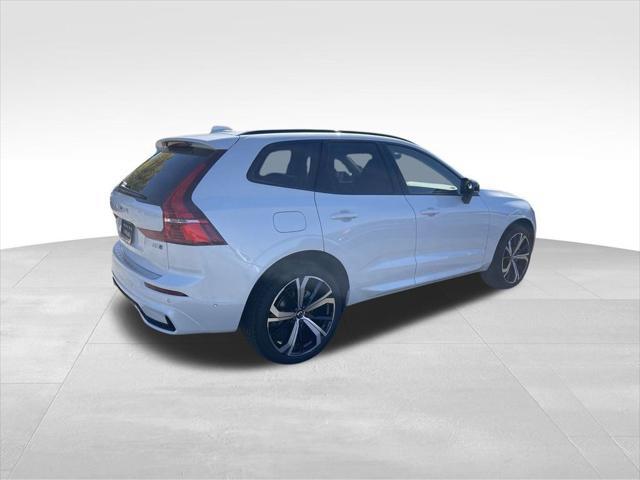 new 2025 Volvo XC60 car, priced at $59,135