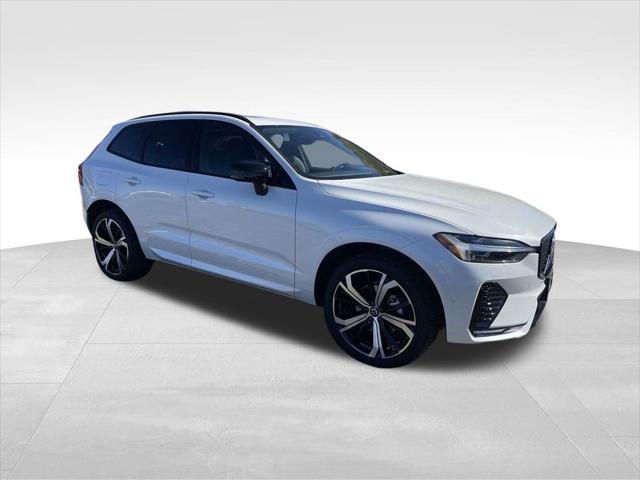 new 2025 Volvo XC60 car, priced at $59,135